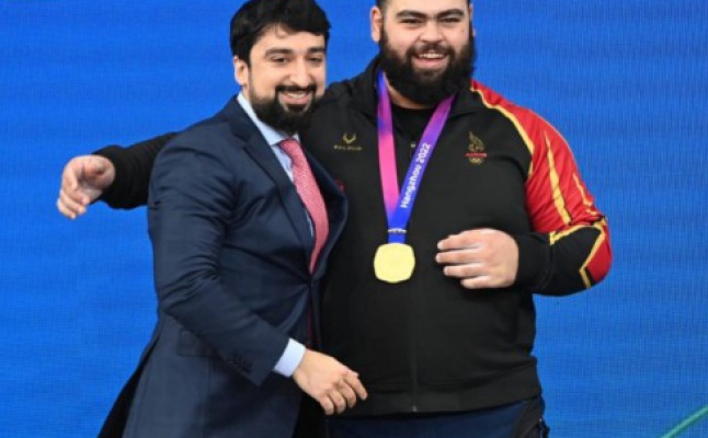Gor Minasyan's Triple Record Triumph Elevates Final Day of Weightlifting at Asian Games