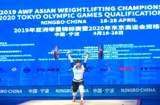 RIM Jong Sim did Twice!! Two New World Records in Women’s 76 ... Image 39