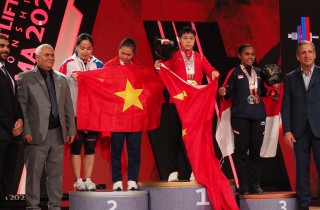 Women 59kg: LONG Xue did great in last attempt for Gold! Image 2
