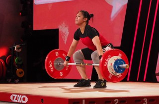 Women 59kg: LONG Xue did great in last attempt for Gold! Image 12